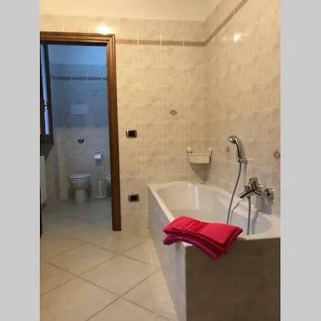 Casa Nel Bosco, Appennino Tosco Emiliano 아파트 Camugnano